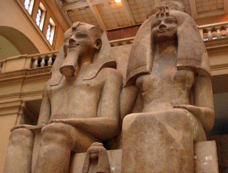 Colossal Statue of Amenhotep III and Tiye 768x583