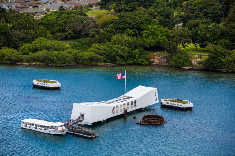 Pearl Harbor tours 768x512